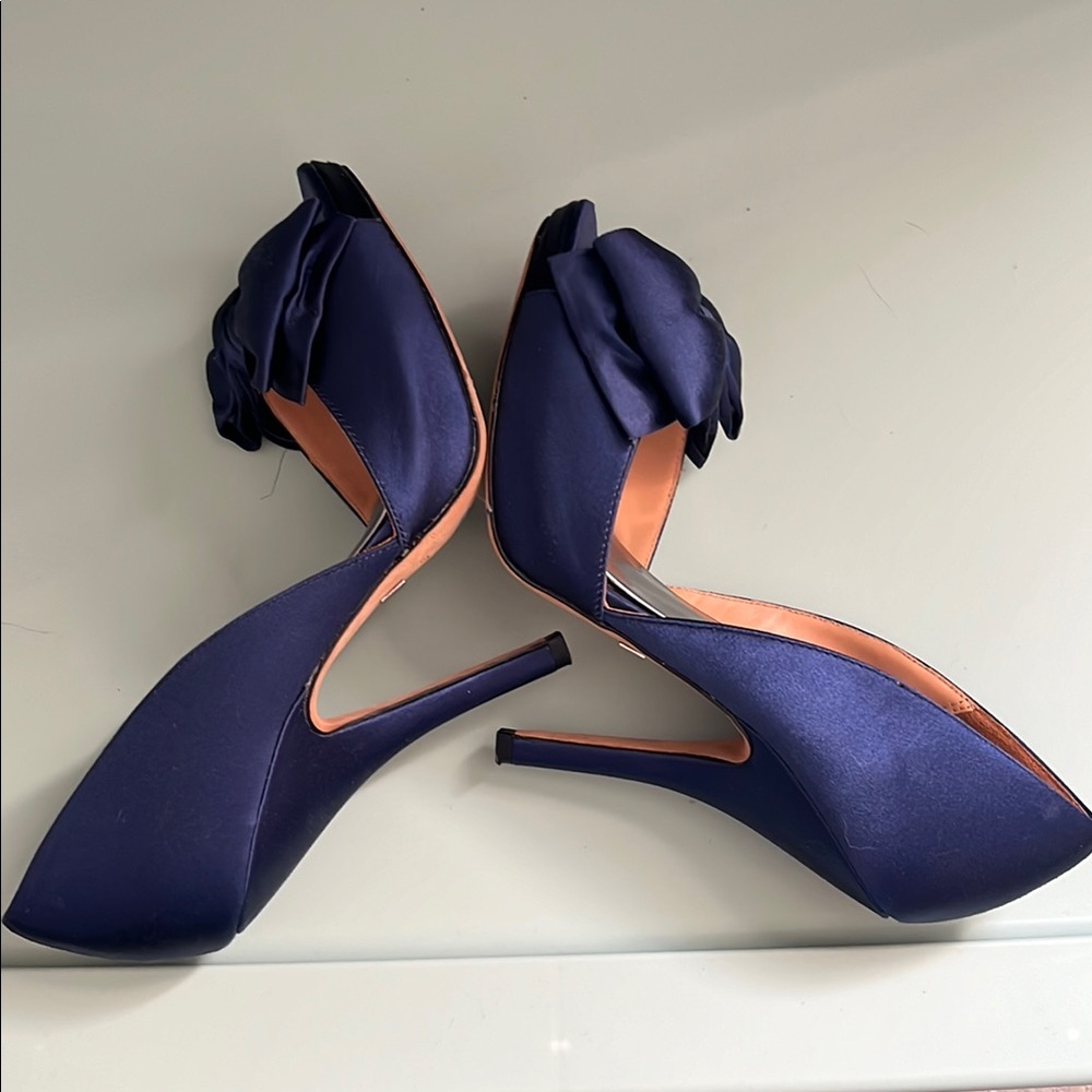 Badgley Mischka Navy Satin Bow Peep-Toe Heels - Picture 5 of 9